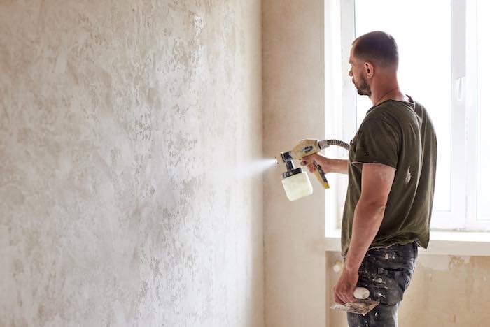 Common Mistakes To Avoid When Using Enamel And Latex Spray Paints